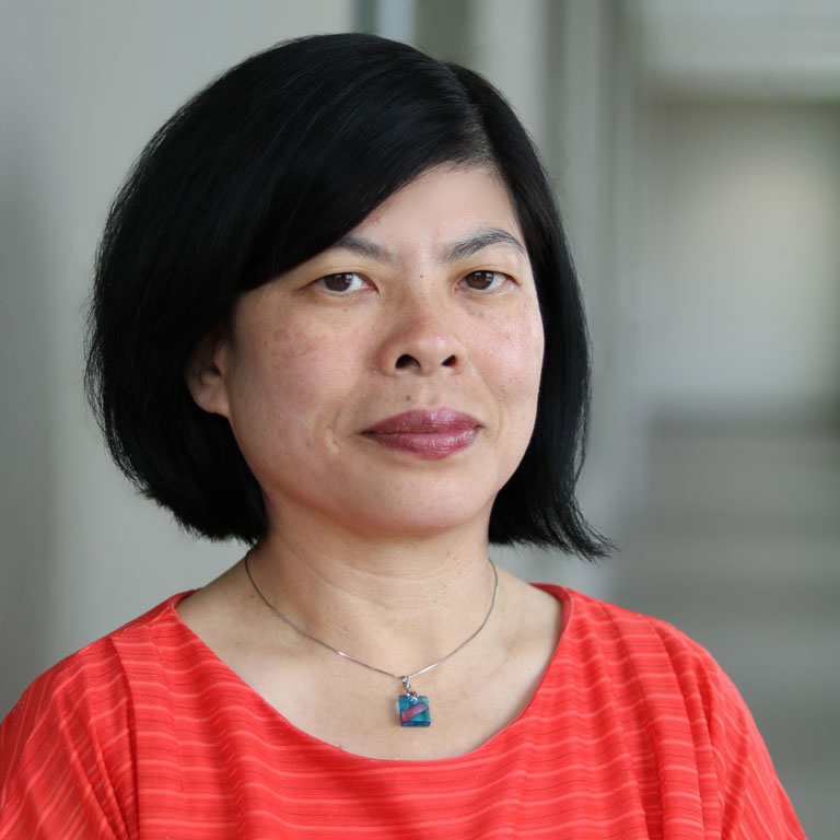 Headshot of faculty member Yao-Yi Fu 